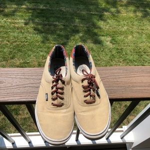 TAN LOW TOP VANS